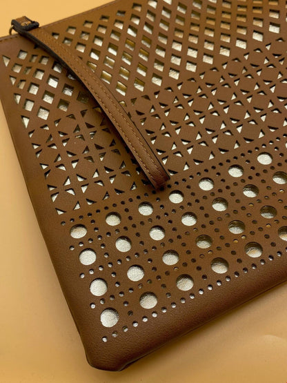 New Look Women's Brown Faux Leather Clutch Bag with Gold Cut Out Detail & Strap