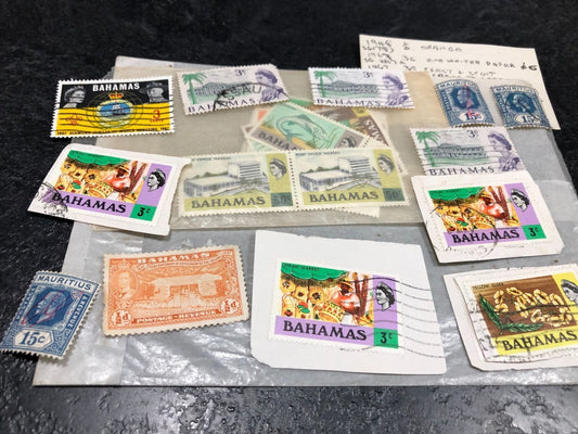 Collection Of Stamps From Bahamas (19) & Mauritius (3) Some Unused