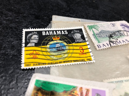 Collection Of Stamps From Bahamas (19) & Mauritius (3) Some Unused