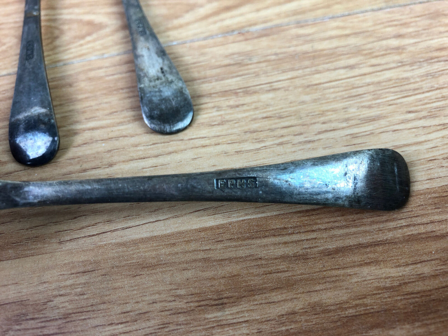 Set Of 5 x EPNS Silver Plated Cake Forks