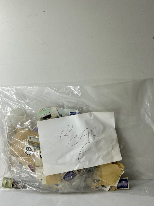 Mixed Bag/Job Lot of Collectible Vintage/Retro British and World Stamps